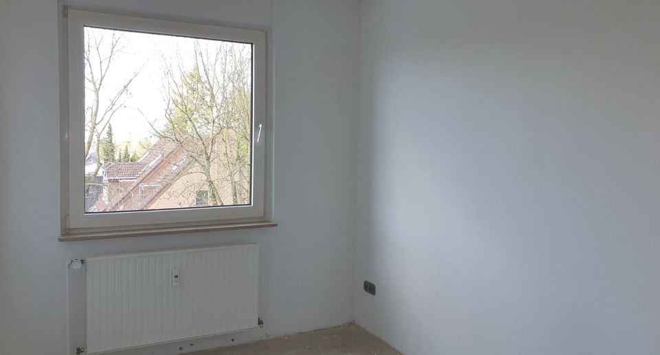 Schicke, großzügige Eigentumswohnung mit südseitigem Balkon und offenem Kamin in Bochum-Wiemelhausen in Bochum