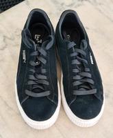 Puma Sneaker Velour Schwarz Gr. 40.5 Hessen - Waldsolms Vorschau