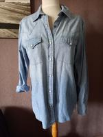 Jeans Hemd oder Bluse Gr M von Ralph Lauren mit gesticktem Adler Hessen - Maintal Vorschau