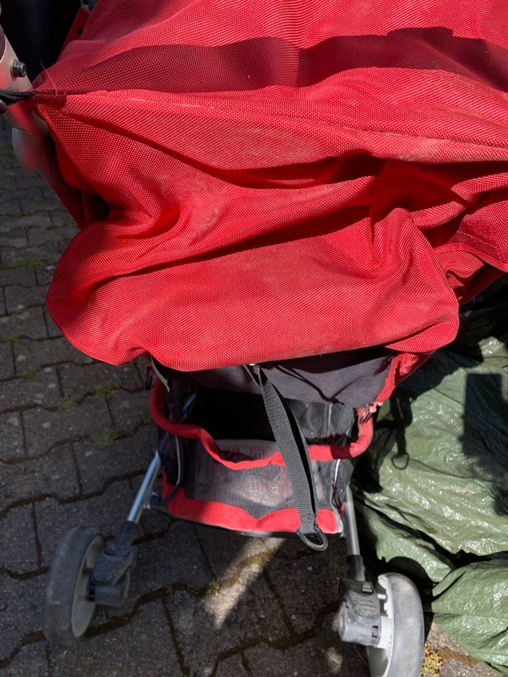 Mon Kinderwagen Buggy roter Kinderwagen in Heilbronn