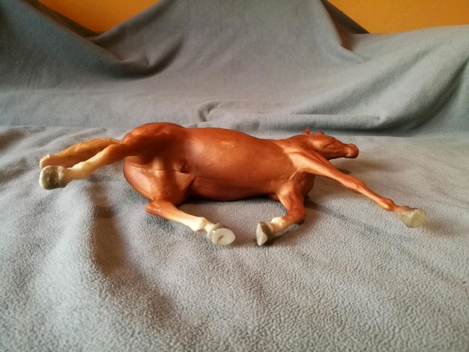 Breyer pferd Traditional laufend in Ramsthal