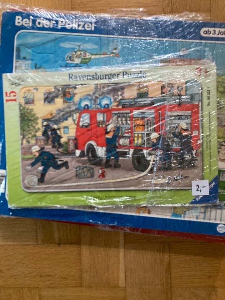 Diverse Puzzle Playmobil Cars Bob der Baumeister Polizei in Olching