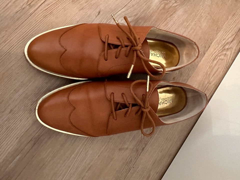 Michael Kors Schuhe NEU Gr.8,5 in Forchheim