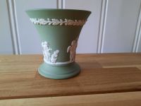 Wedgwood Vase Apostel salbeigrün Vintage Nordrhein-Westfalen - Engelskirchen Vorschau
