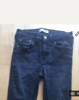 Coole Zara Jeans in schwarz Gr 36 Hessen - Reiskirchen Vorschau