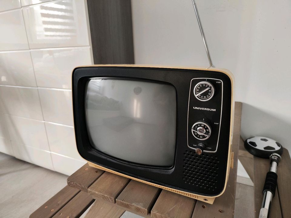 Universum Vintage Fernseher SK 3255 in Bochum