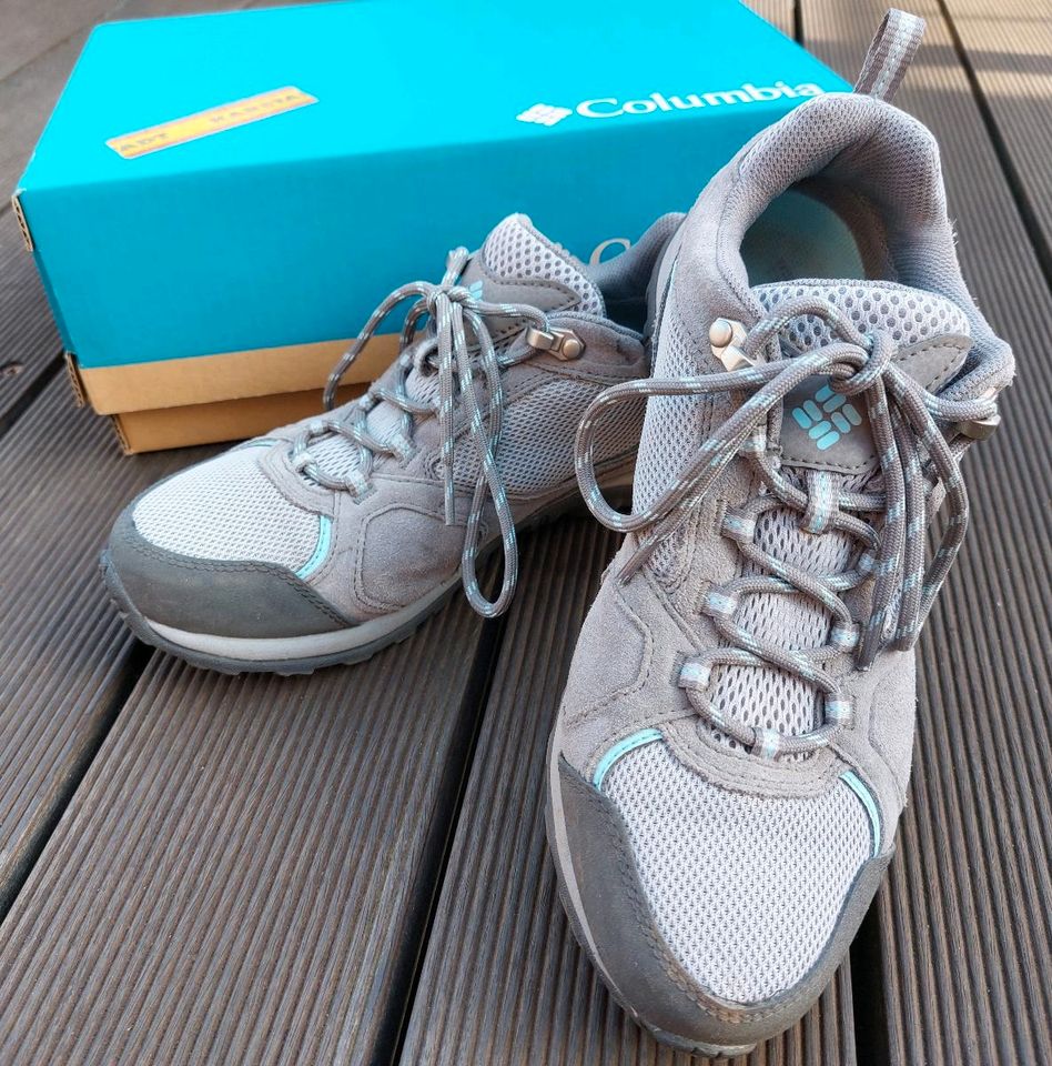 Columbia Trekkingschuhe Wanderschuhe Outdoor Größe 40,5 in Hattingen