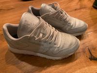 Reebok Sneakers Silber glänzend, gr. 37,5 Hessen - Bad Camberg Vorschau