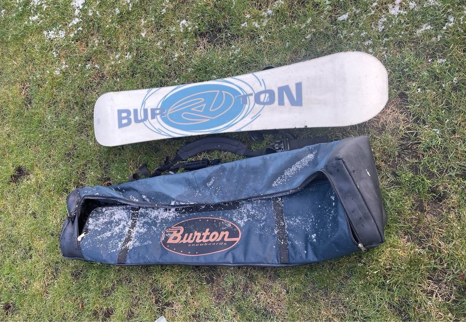 Burton Snowboard 155cm Air 5.5 inkl Bindung und Tasche in Barsinghausen