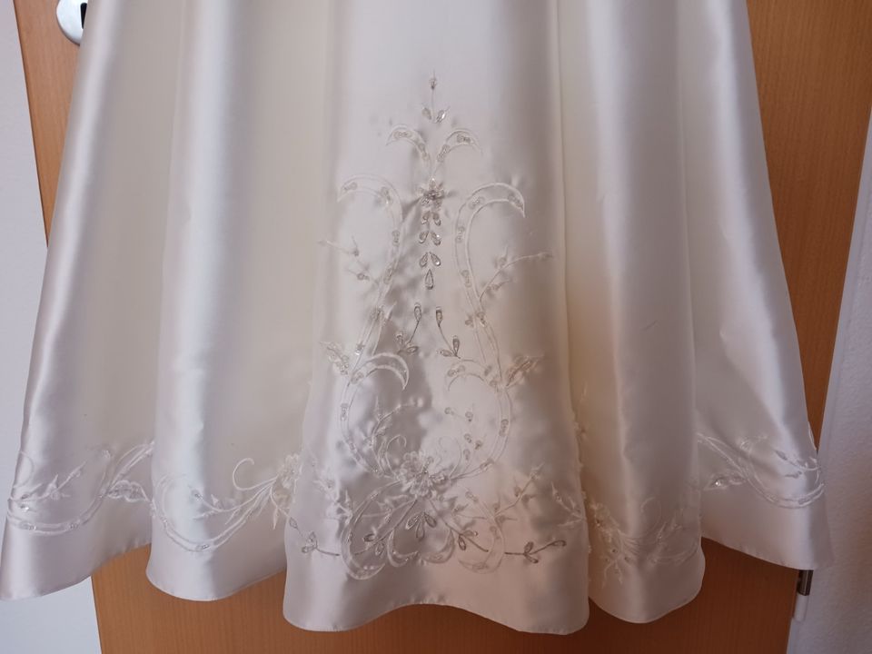 Hochzeitskleid, Brautkleid, Gr. S, helles cremeweiß, A-Linie in Trier