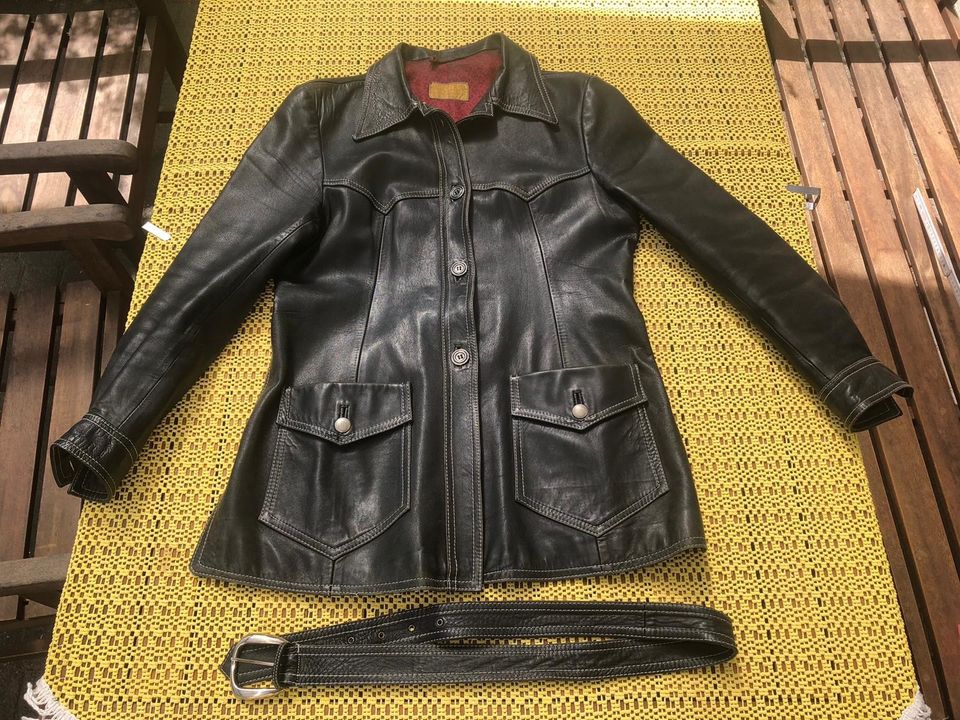 Lederjacke Damen Größe 42 A-Line Retro 70ziger Jahre in Roßbach Westerwald