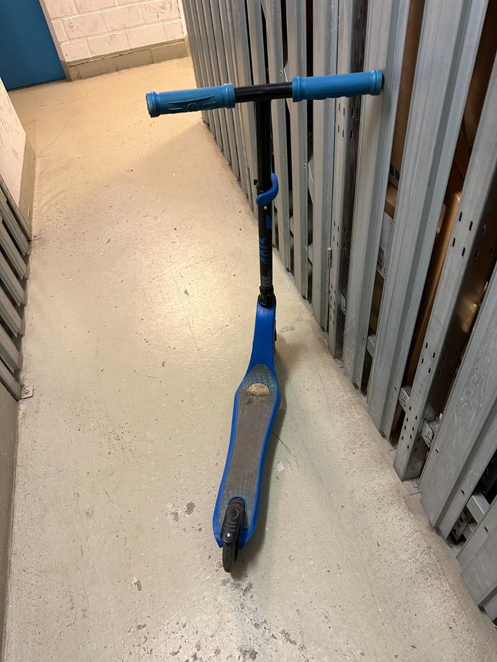 Kids roller, 5 to 8 years Old, height Adjustable in München
