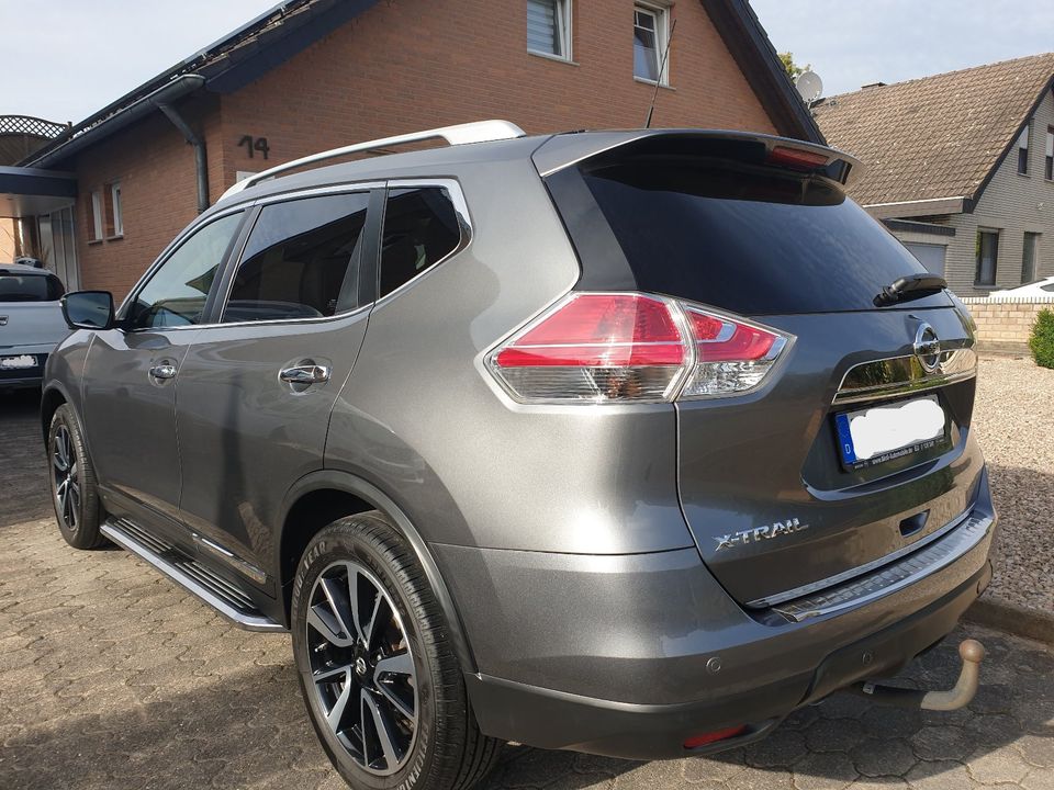 Nissan X-Trail TEKNA 1.6 DIG-T TEKNA in Mechernich