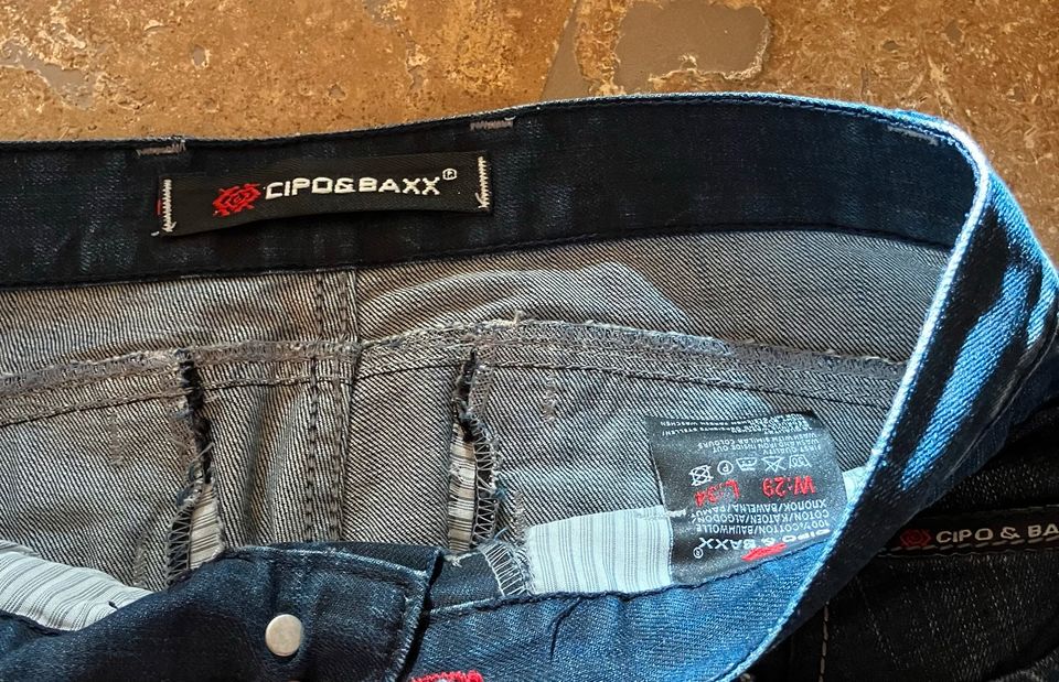 Jeans Hosen Paket in Bad Orb