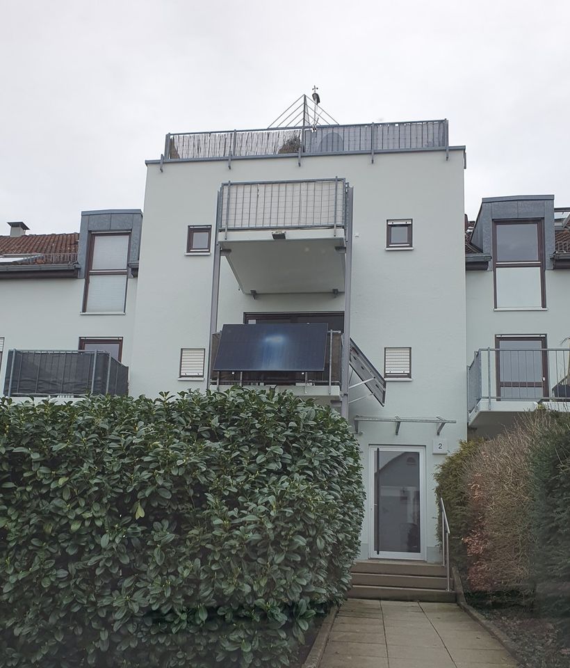 Frisch modernisierte Pendlerwohnung mit tollem Ausblick in Böblingen