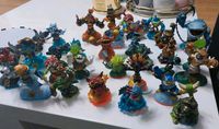 Wii Skylanders mit  30 Figuren UND 1 PORTAL Nordrhein-Westfalen - Lüdenscheid Vorschau