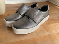 Calvin Klein Sneaker Leder Gr.39 Silber Metallic Nürnberg (Mittelfr) - Oststadt Vorschau