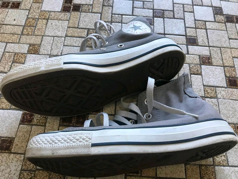 Klassische Converse all Star Schuhe in Größe 37,5 und Grau  Schuh in Hamburg