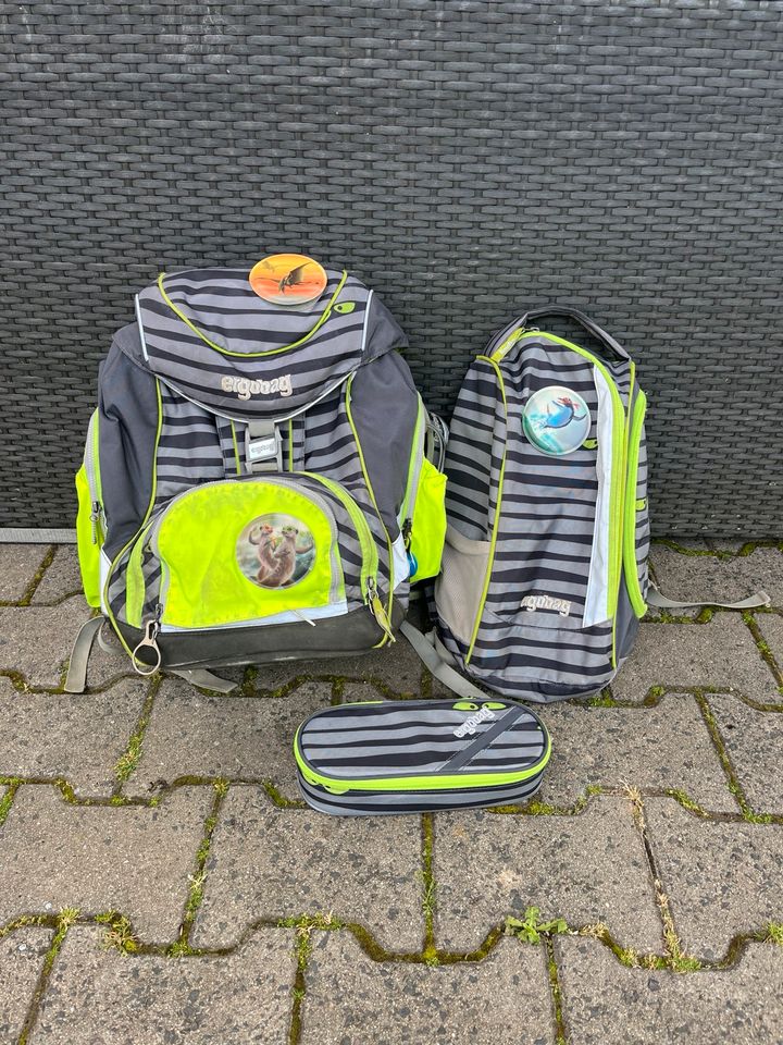 Ergobag Schulranzen Set Sportbeutel Mäppchen in Schöneck