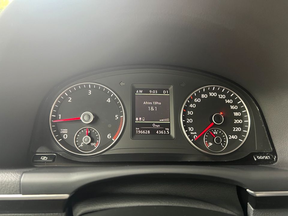 VW Touran 1.6 TDI DSG Automatik Scheckheft Zahnriemen NEU in Bonn