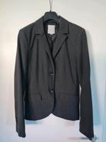 Damen Jacke Gr. 38, Sehr gut erhalten Niedersachsen - Aurich Vorschau