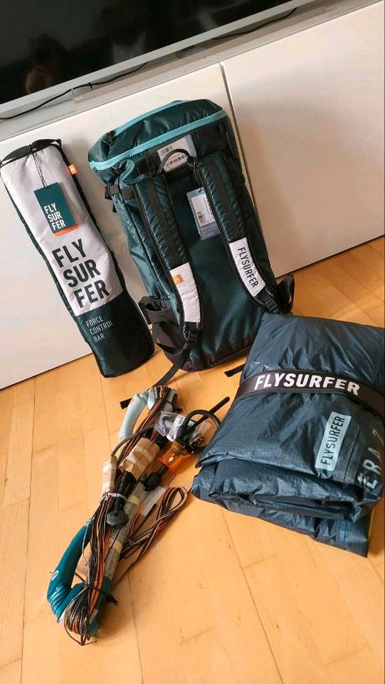 Flysurfer Era 7qm Tubekite und Force Control 2 Bar NEU in Stralsund