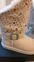 Australia Luxe Treasure Lammfell Boots Stiefe Nieten Gr. 37 Neu Friedrichshain-Kreuzberg - Friedrichshain Vorschau