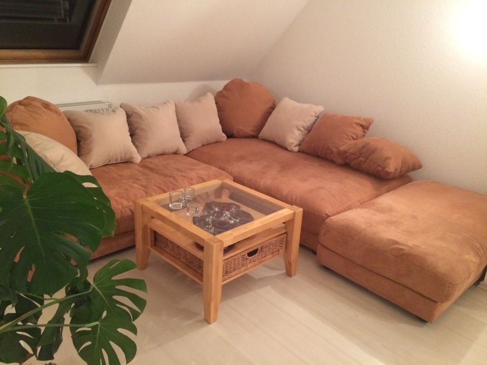 11 tlg. Wohnzimmer Möbel SET/Couch,Schränke,Schreibtisch,Esstisch in Pössneck