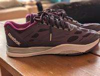 Reebok Trainings/Fitneßschuh 39  lila Düsseldorf - Bilk Vorschau