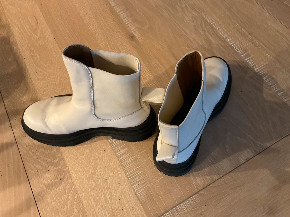 See by Chloe Ankle-Boots Stiefeletten Chelsea Boots Größe 38 Ecru in Frankfurt am Main