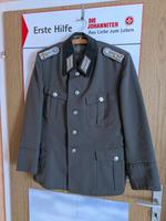 NVA Uniformjacke und -hose 1968 schwarzer Kragen Oberleutnant DDR Sachsen - Trebus Vorschau