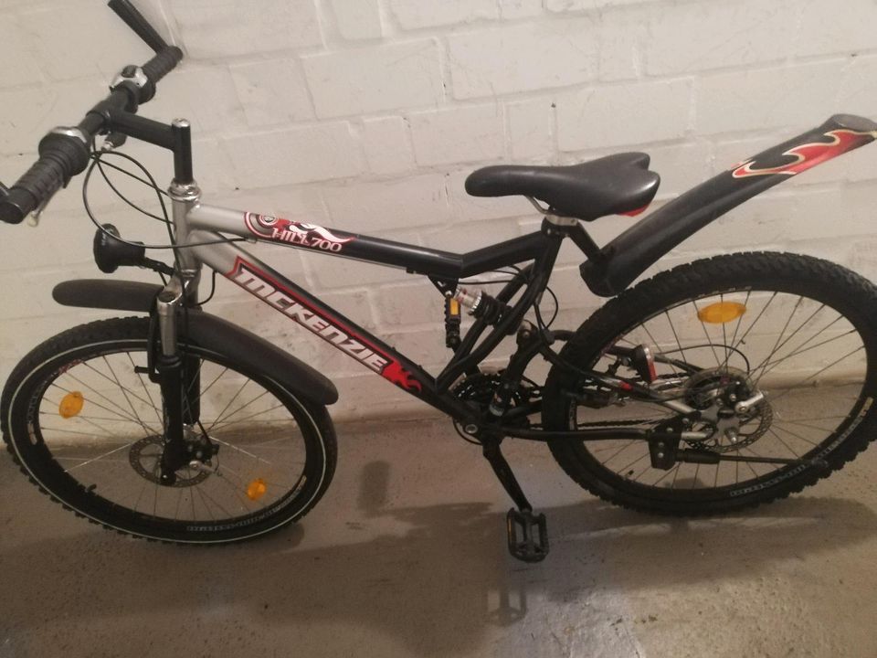 Fahrrad 26 Zoll. 21 Gänge. Bremsscheibe in Lage