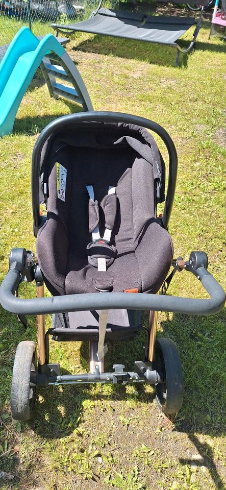 Kombi Kinderwagen 3in1 - Babywanne,Karre, MaxiCosi Baby [Pixini ] in Ratzeburg