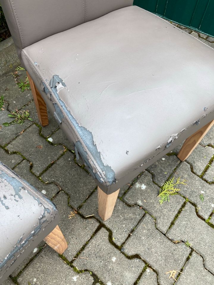 4 Stühle, nur optischer Schaden in Sonneberg