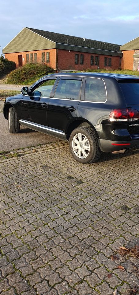 Verlässlicher VW Touareg 2,5 Liter in Top-Zustand – in Schleswig