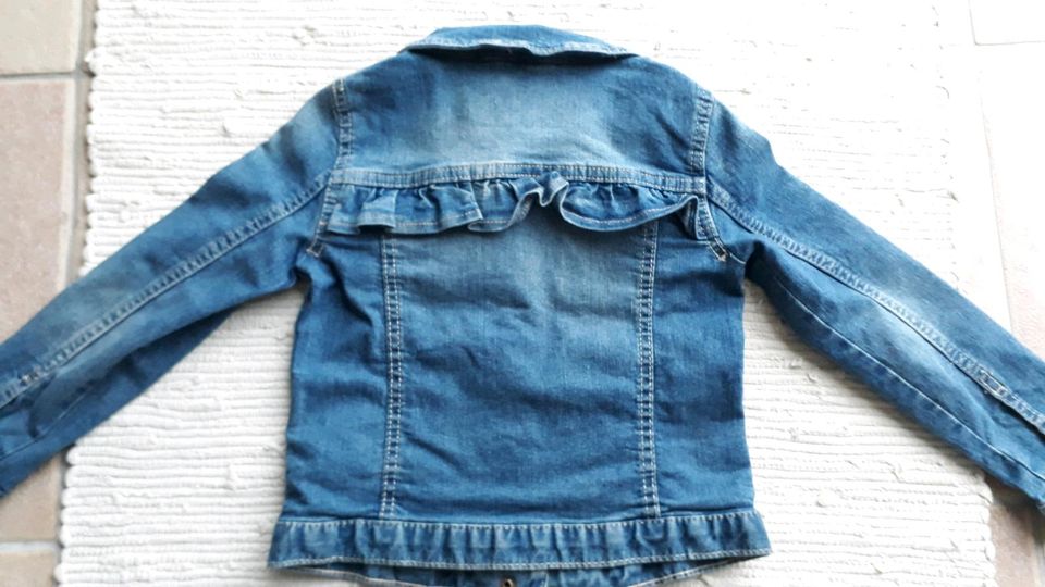 Süße Jeansjacke für Mädchen Gr. 98/104, Tiny Love, blau, geriffel in Herzberg am Harz