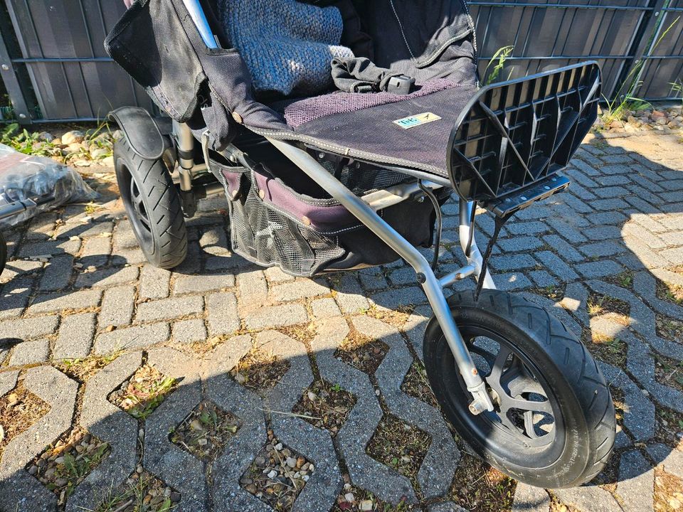 TFK Joggster 3 mit Buddyseat und Mamaboard in Schönebeck (Elbe)