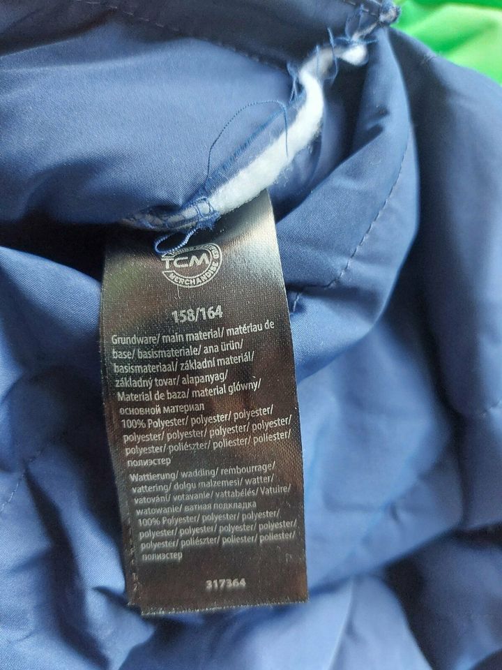 Wendejacke 158/164 von TCM grün/blau sehr wenig getragen in Ettlingen