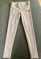 Trainingshose leggings Supreme Neuhausen-Nymphenburg - Neuhausen Vorschau