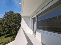 ERSTBEZUG -  hochwertige Sanierung: Moderne, einladende 3-Zimmer-Wohnung mit sonnigem West-Balkon Kr. München - Oberschleißheim Vorschau