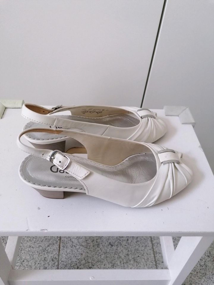 Gabor, weiße Sandalen, Gr. 4 / 37 in Hannover - Misburg-Anderten | eBay  Kleinanzeigen ist jetzt Kleinanzeigen