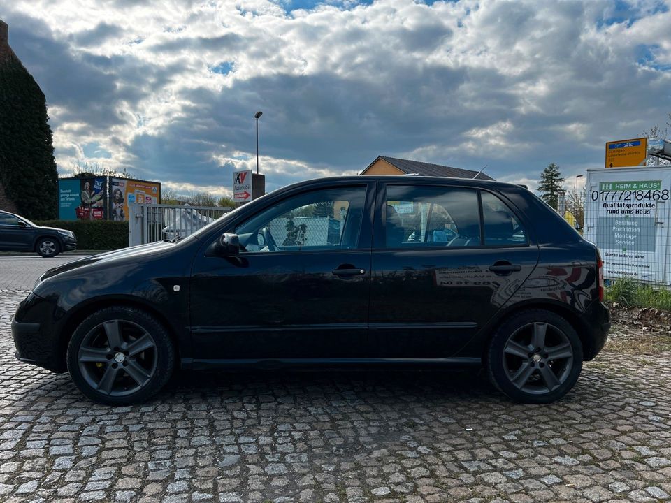 Skoda Fabia 1.4 16V 74 kW Elegance/TÜV 04.2026/KLIMA in Mühlhausen