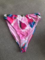 Bikinhose 36 S abstraktes Muster rosa bunt Asos Design 36 NEU Bayern - Ingolstadt Vorschau
