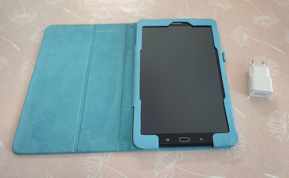 Samsung Galaxy Tab A (2016, 10,1 Zoll, LTE, 32GB) SM-T585 schwarz in Schorndorf