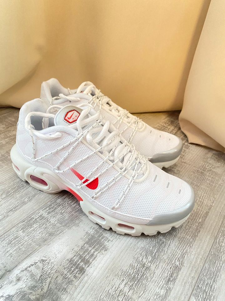 Nike Air Max Plus Utility White Silver Red TN in Munster