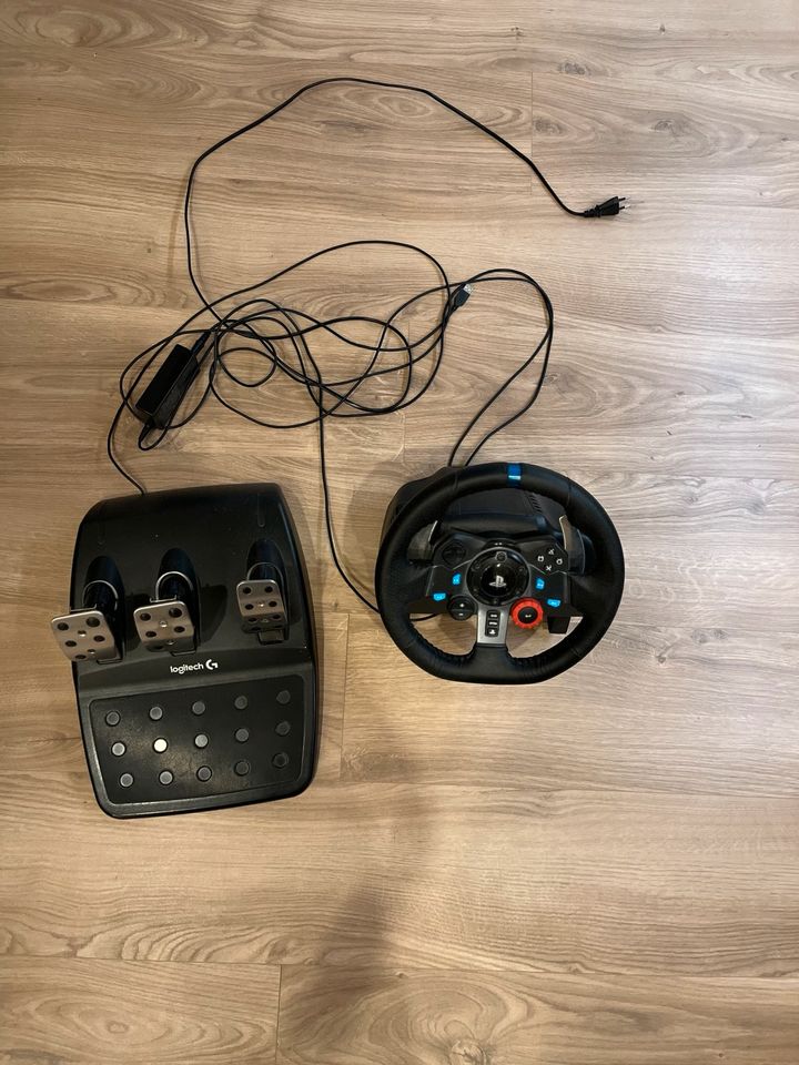 Logitechg29 Lenkrad + Pedale in Willebadessen