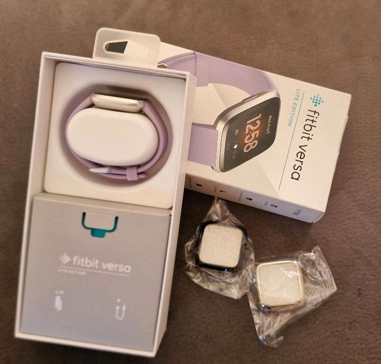 Fitbit Versa Lite Edition  -> TOP Zustand <- in Loffenau