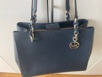 Michael Kors Henkeltasche dunkelblau - wie neu! Walle - Utbremen Vorschau