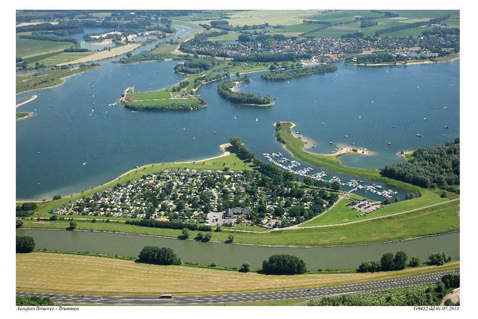 Ferienhaus mit Seeblick in Holland am Veerstal in Kleve