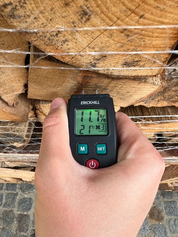 Brennholz Buche 1,8 Ster 33cm unter 15% ofenfertig mit Lieferung in Inning am Ammersee